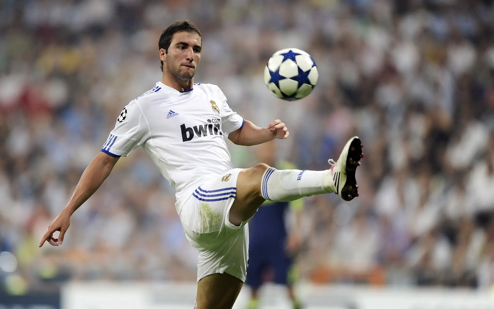 融合“足球+科技”新成果在行业集中亮相，引领行业新风尚，体教融合足球方案